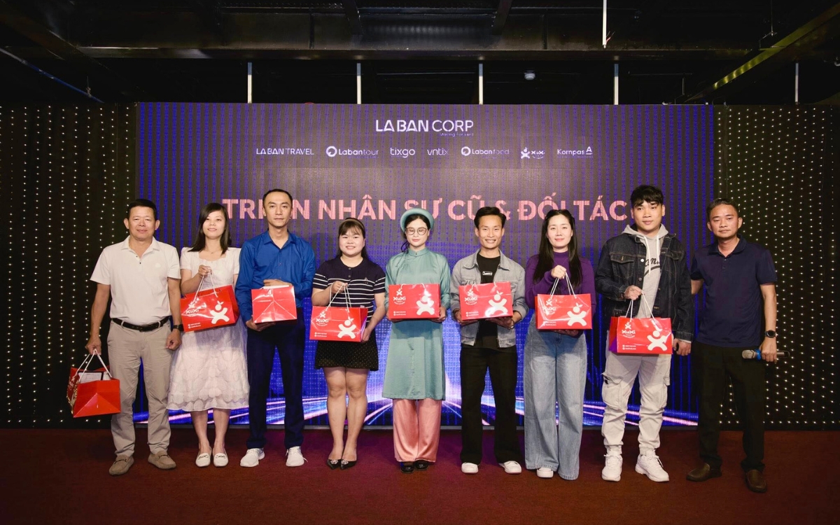 La Bàn Corp tri ân đối tác, nhân viên cũ trong năm 2025 